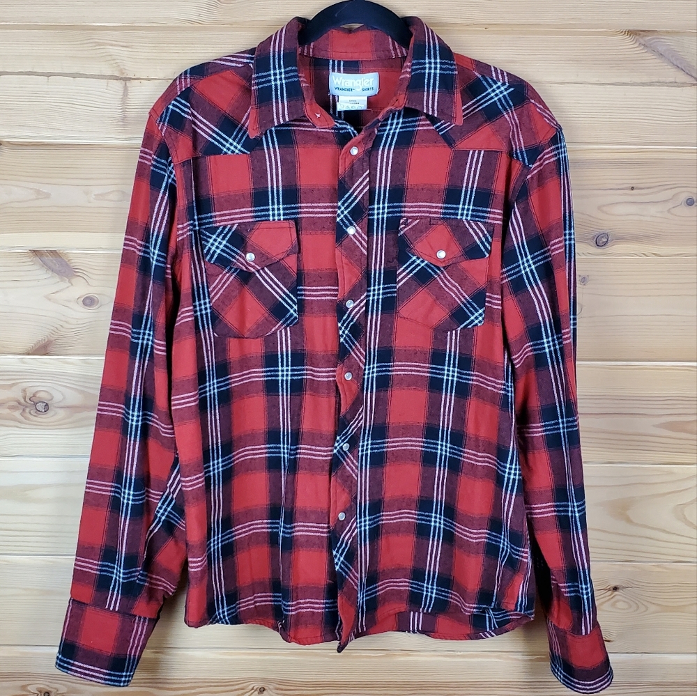 Wrangler Wrancher Pearl Snap Red and Black Plaid Shirt Size Large